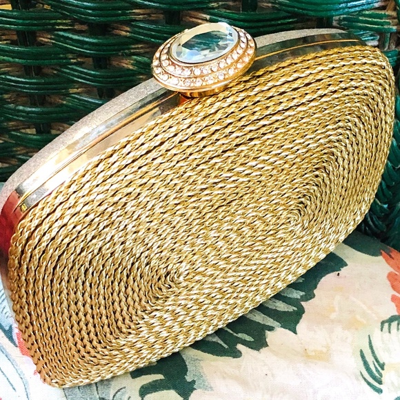 Handbags - Exquisite Gold EVENING CLUTCH⭐️Unique GOLD ROPE DESIGN- CRYSTAL  CLOSURE NWT